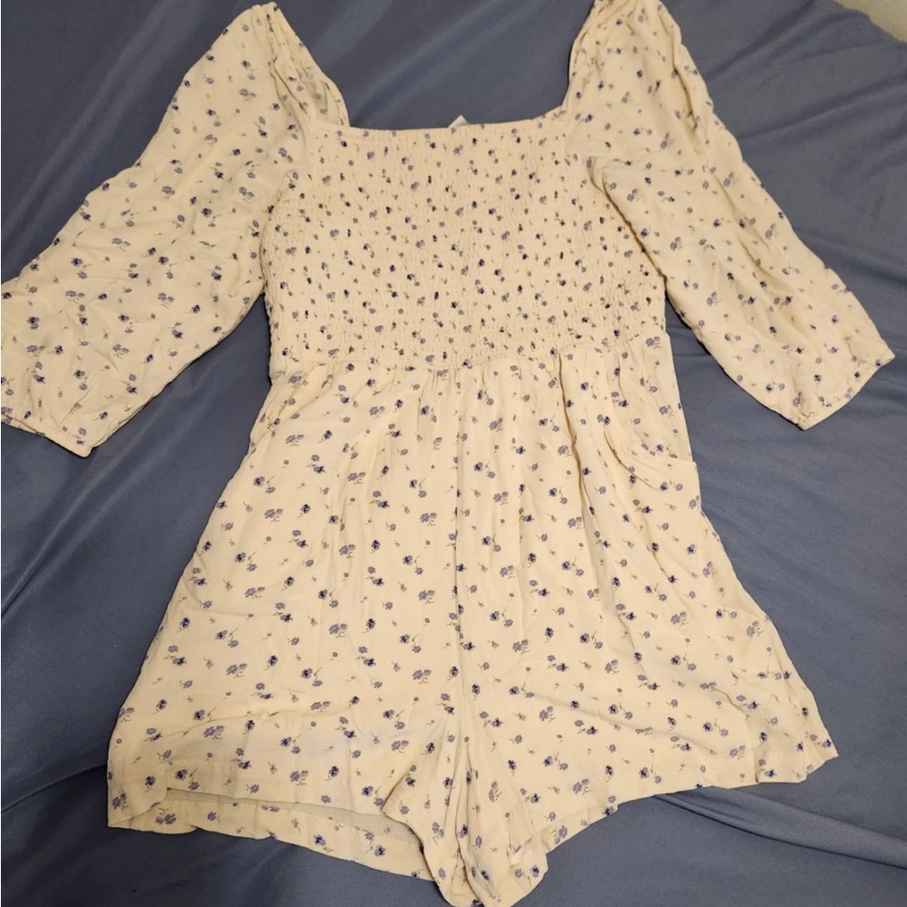 American Eagle Outfitters Cream and Blue Floral romper